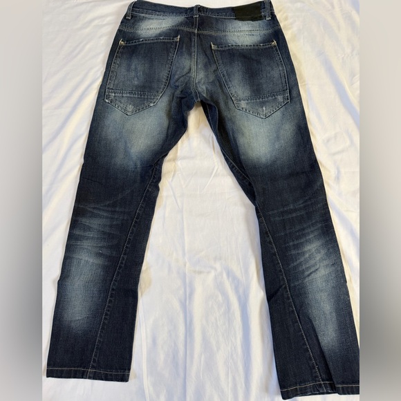 Zara Men's Dark Blue Straight Jeans with Distressed Details - Picture 4 of 8